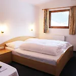 Guest house Madseiterhof Tux
